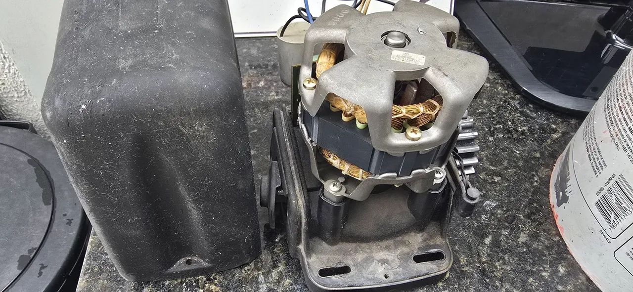 Motor de portão eletrônico 