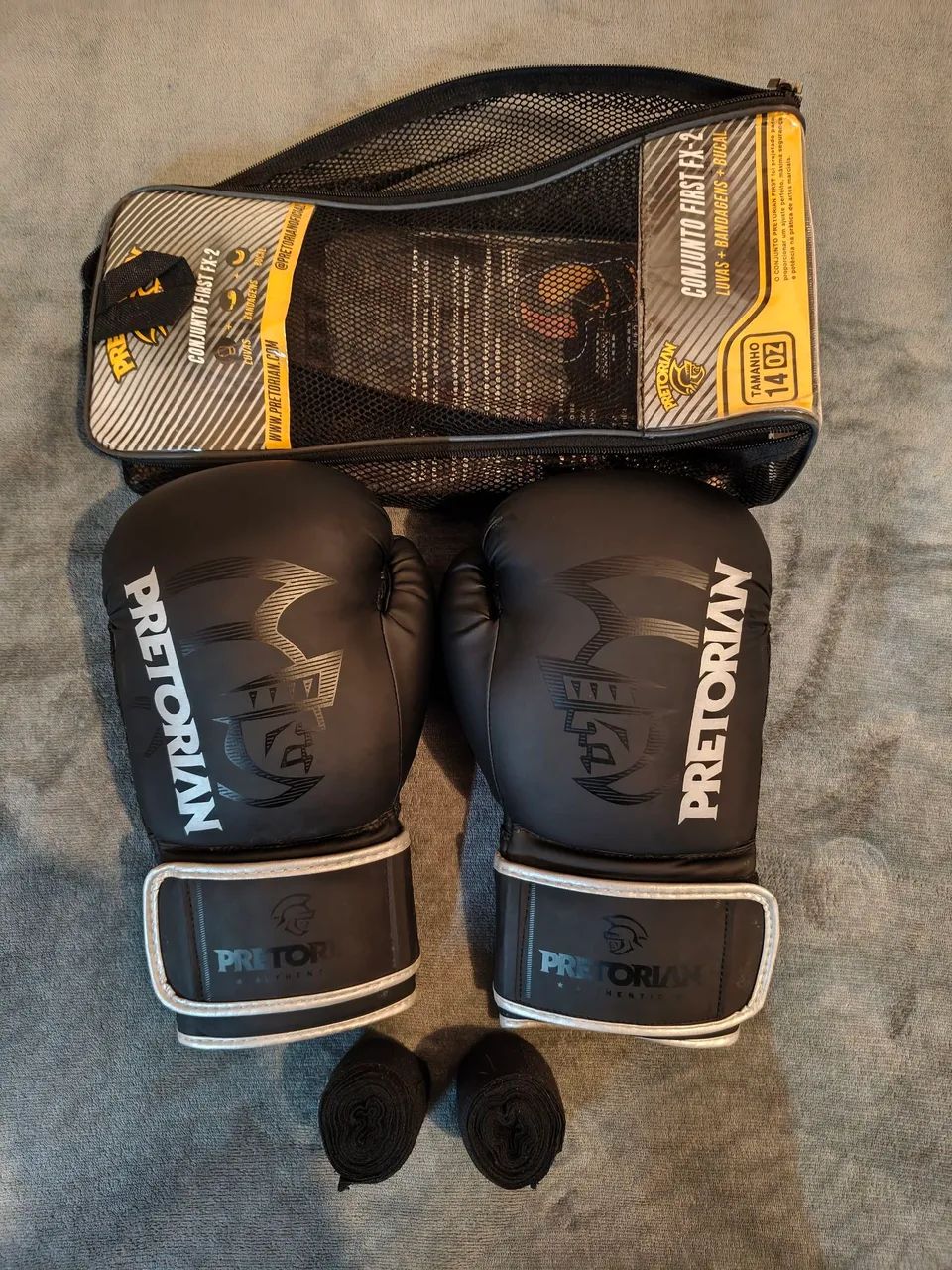 Luva Boxe Muay Thai Pretorian 14oz e bandagem