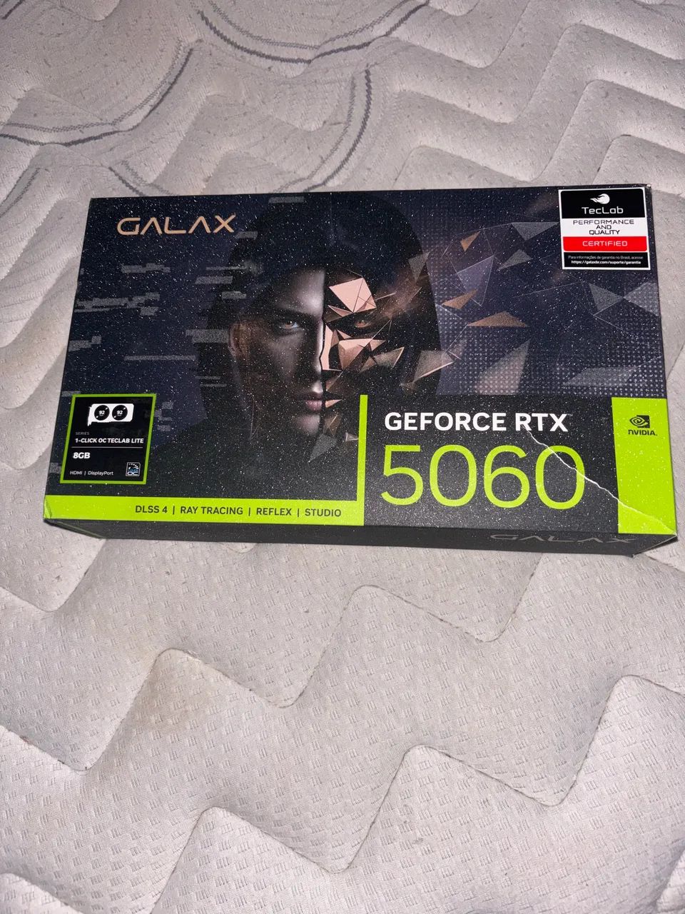 Alienware 25 360Hz + 5060 GALAX - Foto 4