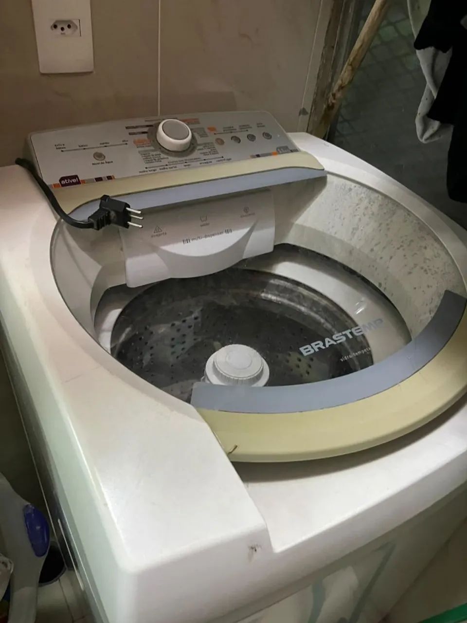 Máquina de Lavar ( Com defeito)