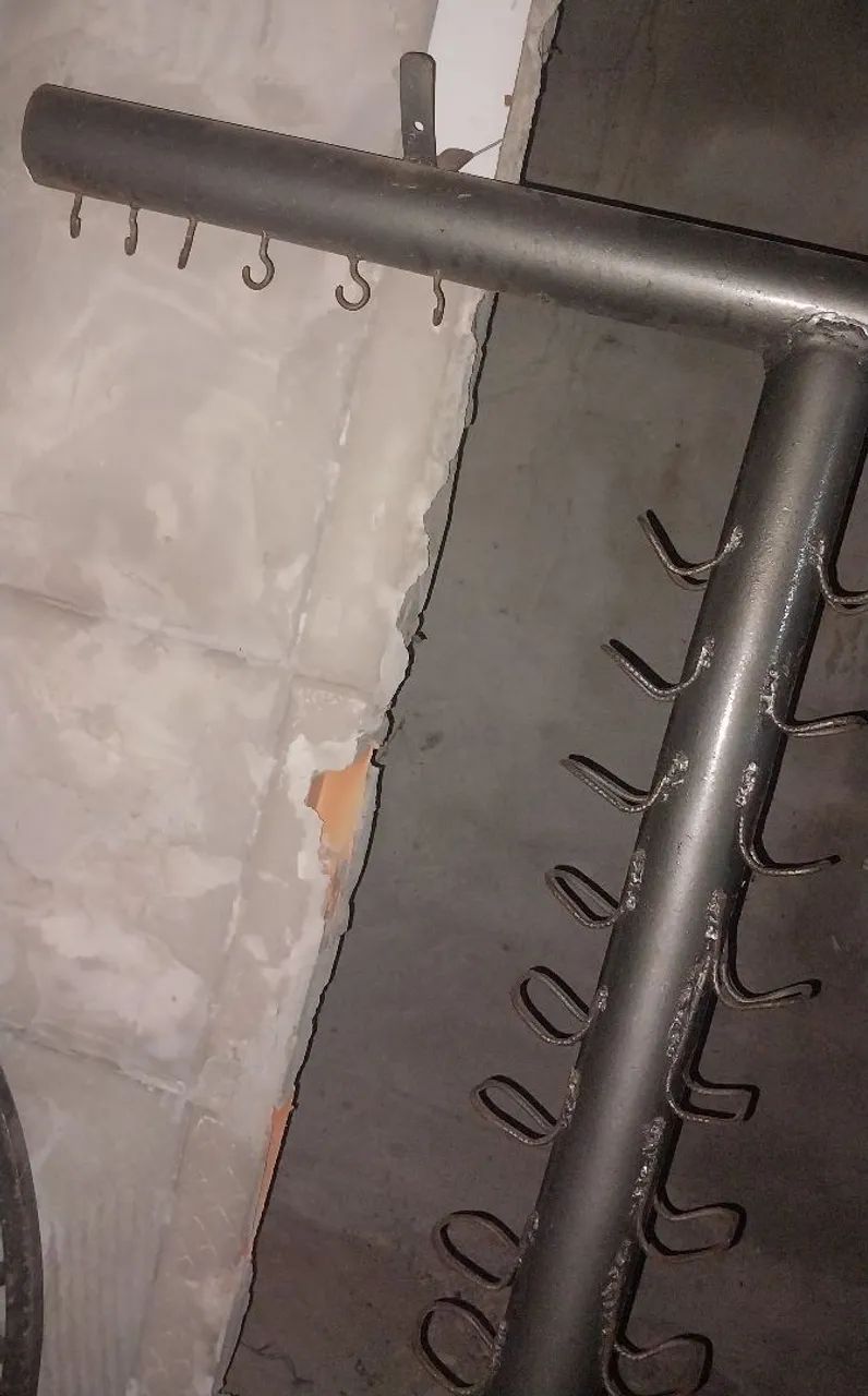 Várias máquinas e acessórios de academia  - Foto 2