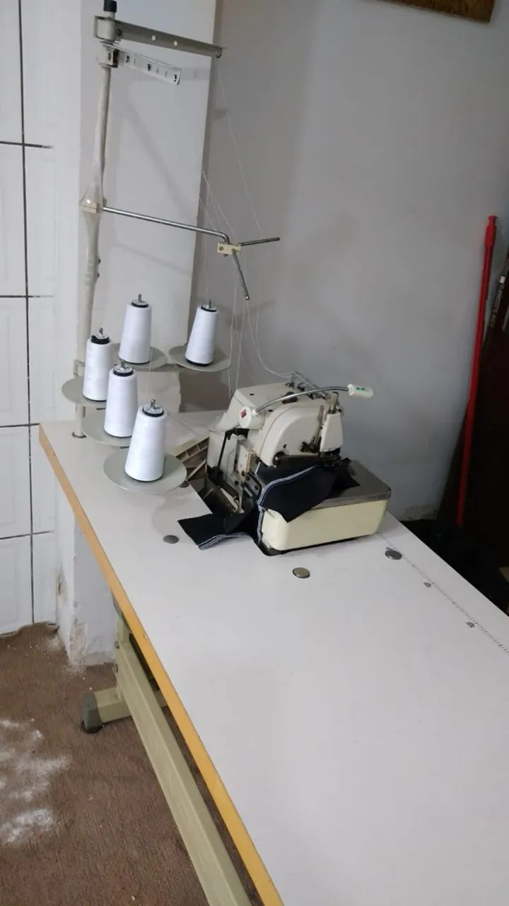Maquina de costura Industrial Interlok - Foto 2