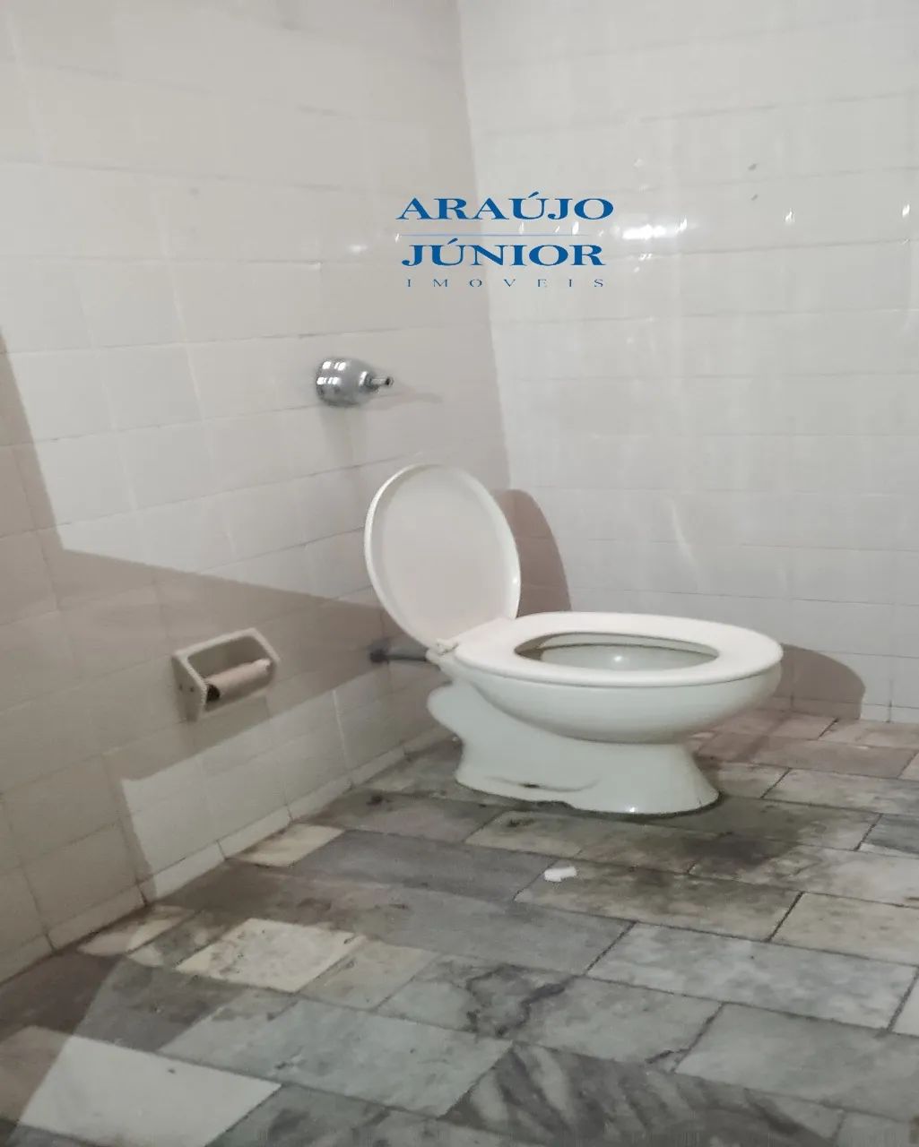 Sala Comercial com 1 Banheiro para Alugar, 63,65 M² por R$ 2.900,00/Mês no Centro de Ameri - Foto 2