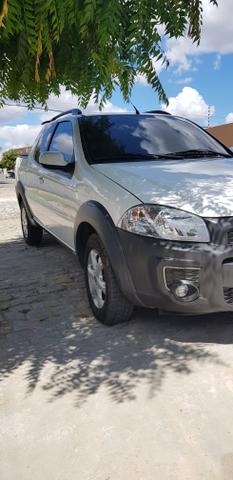 Fiat Strada cabine dupla - Foto 2