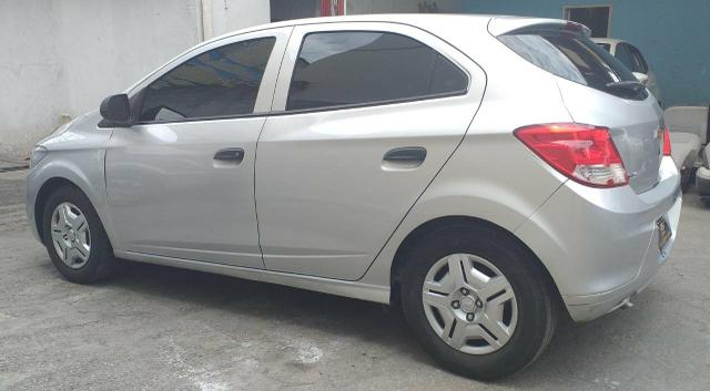 Chevrolet onix 29900 entrada de 12 mil parcelas de 498 - Foto 3