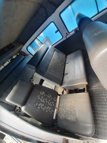 Kombi 15 lugares - Foto 2