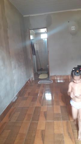 Vendo ou troco uma casa - Foto 2