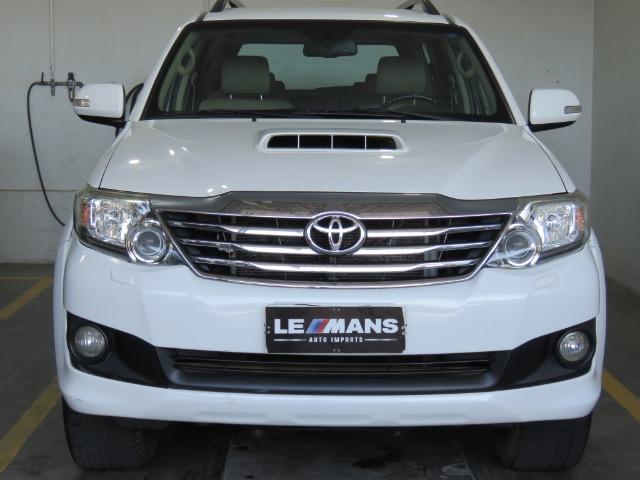 Toyota Hilux SW4 3.0 TDI 4x4 SRV 7L 2015 - Foto 2