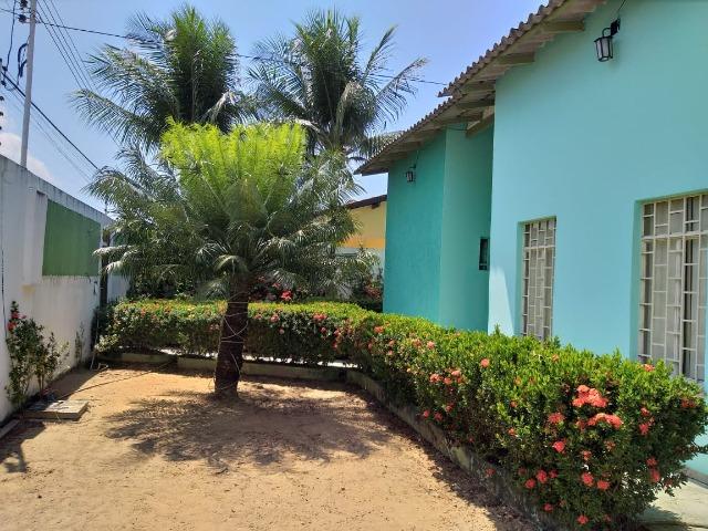 Alugo Linda casa Com Piscina no Parque 10 com 5 Quartos e 2 Suítes - Foto 18