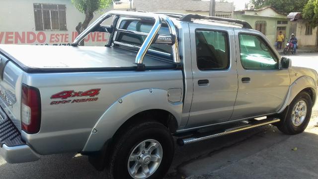 Camionete Nissan Frontier SE Serrana 2.8 -4X4 - ótimo estado de conservação - Foto 6
