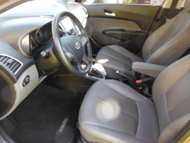 Hyundai HB20s 2017 Premium, AT 6 marchas, couro, garantia 2021, revisado - Foto 13