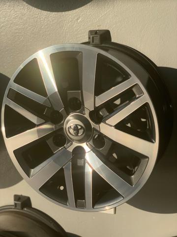 Rodas Aro 17 Toyota Hilux SRX - Foto 7