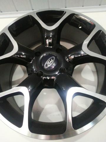 Vendo jogo de rodas 17 esportivas ford 4/108 todas zeradas
