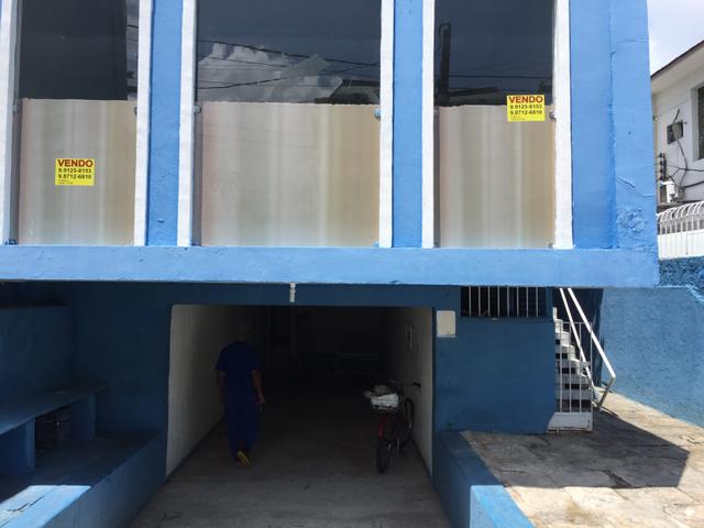 Casa para comércio ao lado da UFPE do 13 de Maio