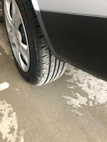 Vendo ou Troco Doblo Eseence 1.8 7 lugares 2017 - Foto 3