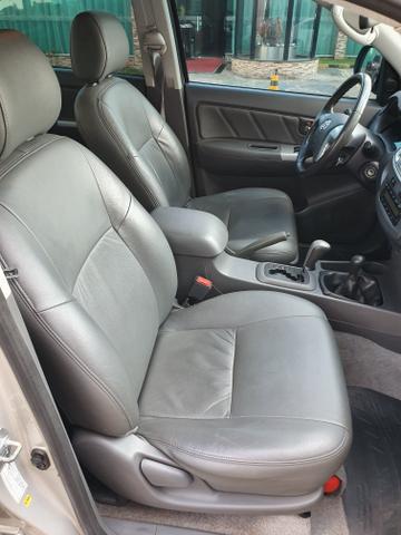 Vendo hilux cd 4x4 srv td 3.0, bege, 2012/2012, 98.500 km, impecável. R$102.000,00 - Foto 6
