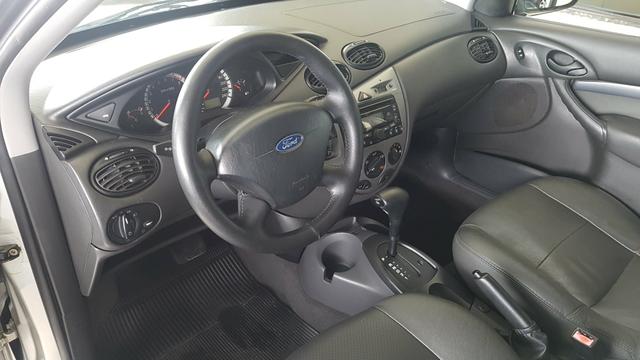 Focus ghia 2.0 aut 2008 carro muito conservado - Foto 8