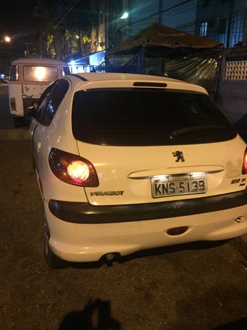Peugeot 206/2008/completo/$8000 - Foto 3