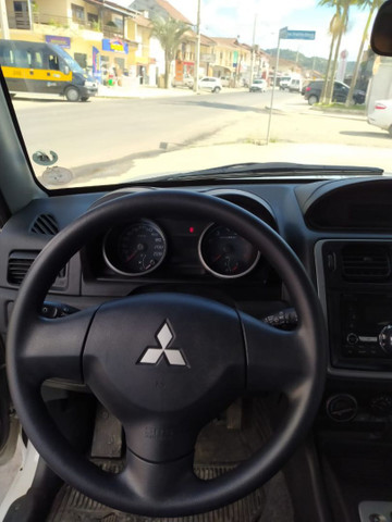 Pajero tr4 4*2 flex 2013 - Foto 5