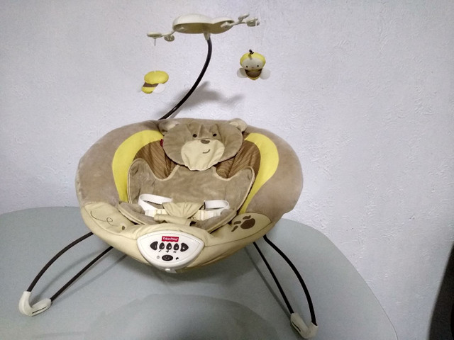 Cadeira de Descanso importada Fisher Price com sons e cobra - Foto 3
