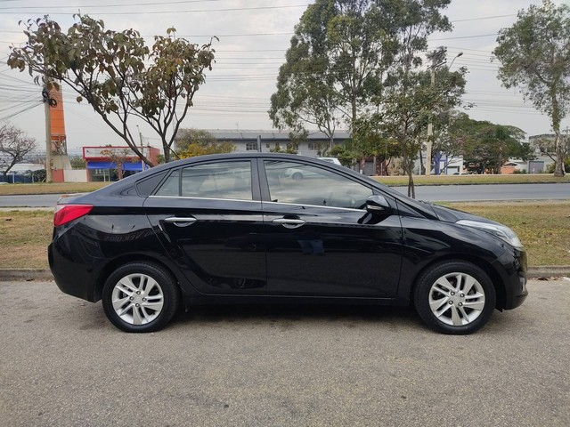 HB20S 2015/2015 1.6 PREMIUM 16V FLEX 4P AUTOMÁTICO