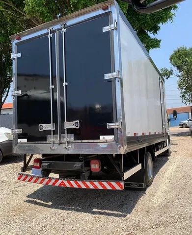 Ford Cargo 816 Baú Refrigerado   - Foto 5