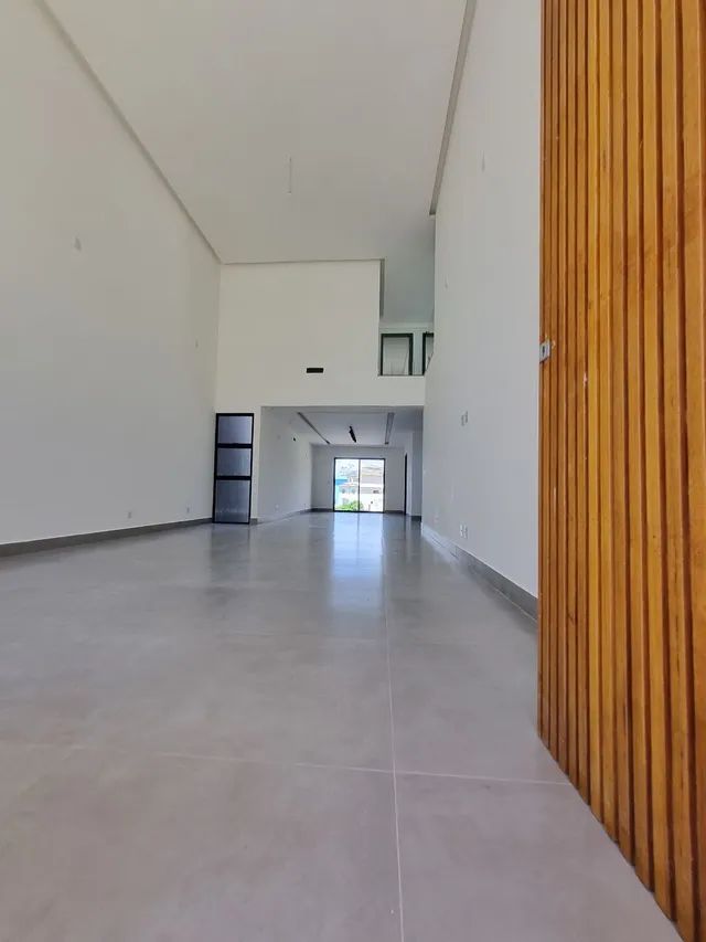 Dúplex 04 suítes com piscina vale dos cristais Macaé RJ! Com Acabamento TOP!