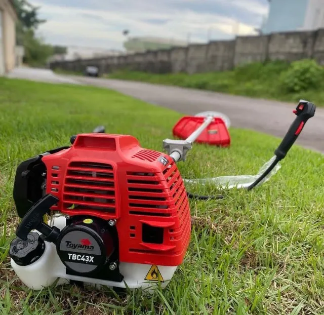 Roçadeira Profissional a Gasolina Toyama - Entrega Gratis !!