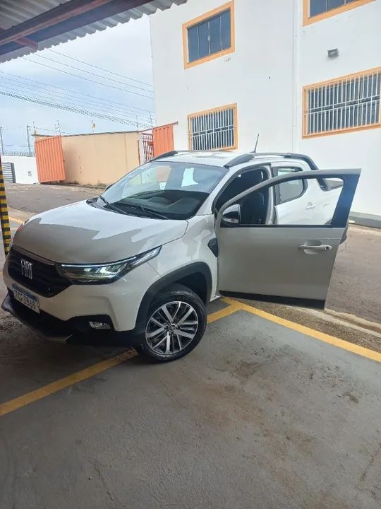 Fiat strada 1.3 câmbio automático.  Zera sem detalhes