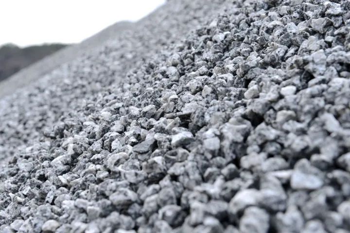 Brita 19 e Cascalhos64840782315651120