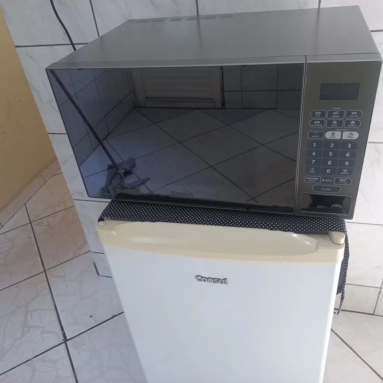 Micro-ondas  cônsul  espelhado  30.litros 