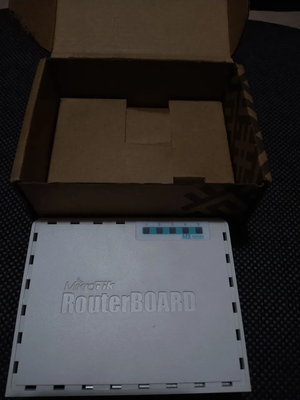 Roteador Mikrotik hEX com 5 portas LAN - Foto 3