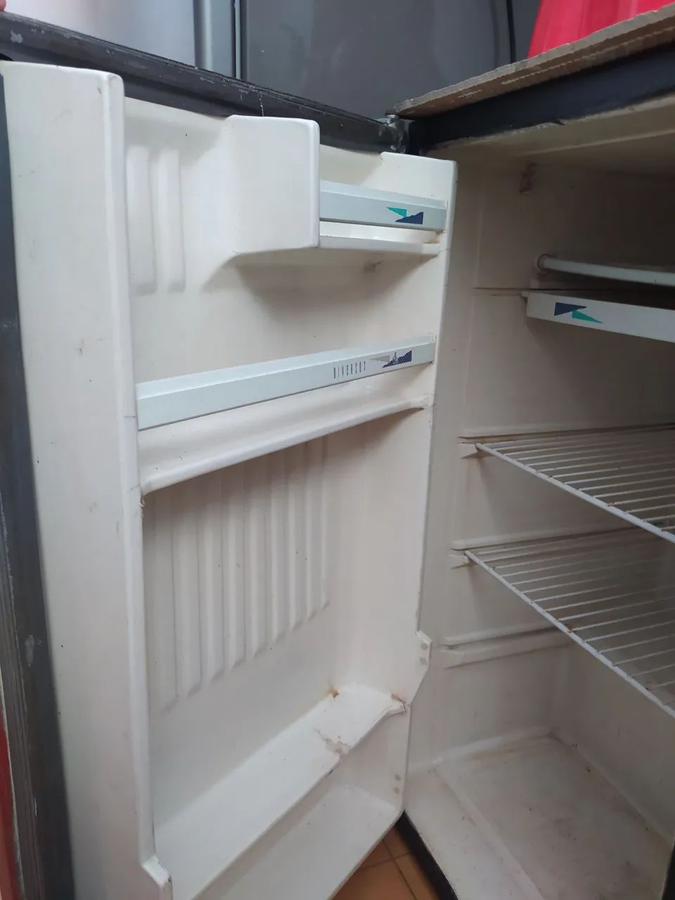 Geladeira Consul pequena  - Foto 3