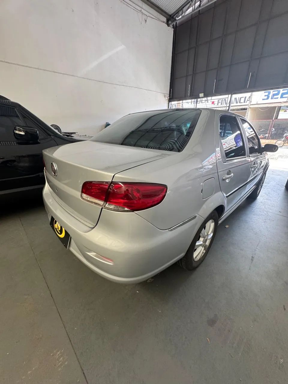 Siena HLX 1.8 Flex 08/09 completo 141.000km 33.900.00 - Foto 5