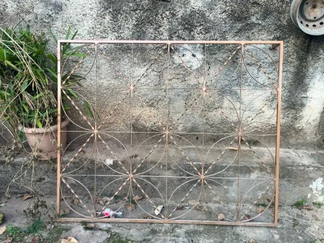 Old Windows and Grille64706493188225122