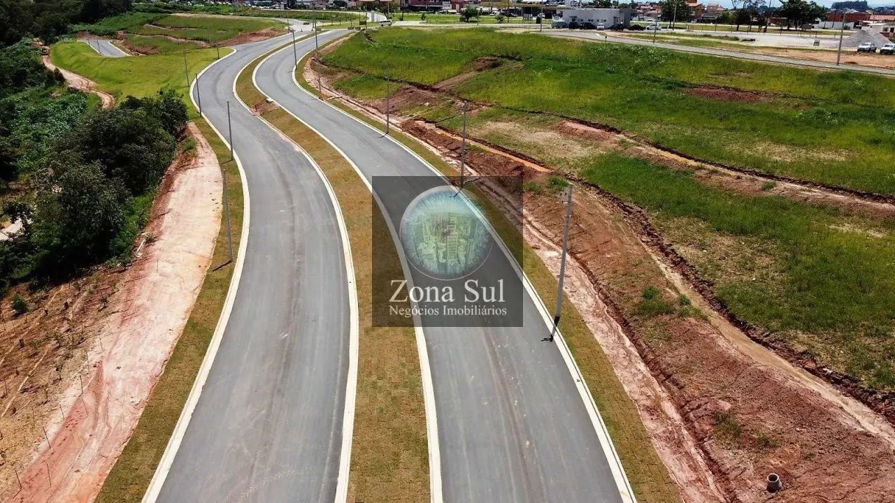 Terreno à Venda em Vivalegro, Votorantim - R$160.000,00