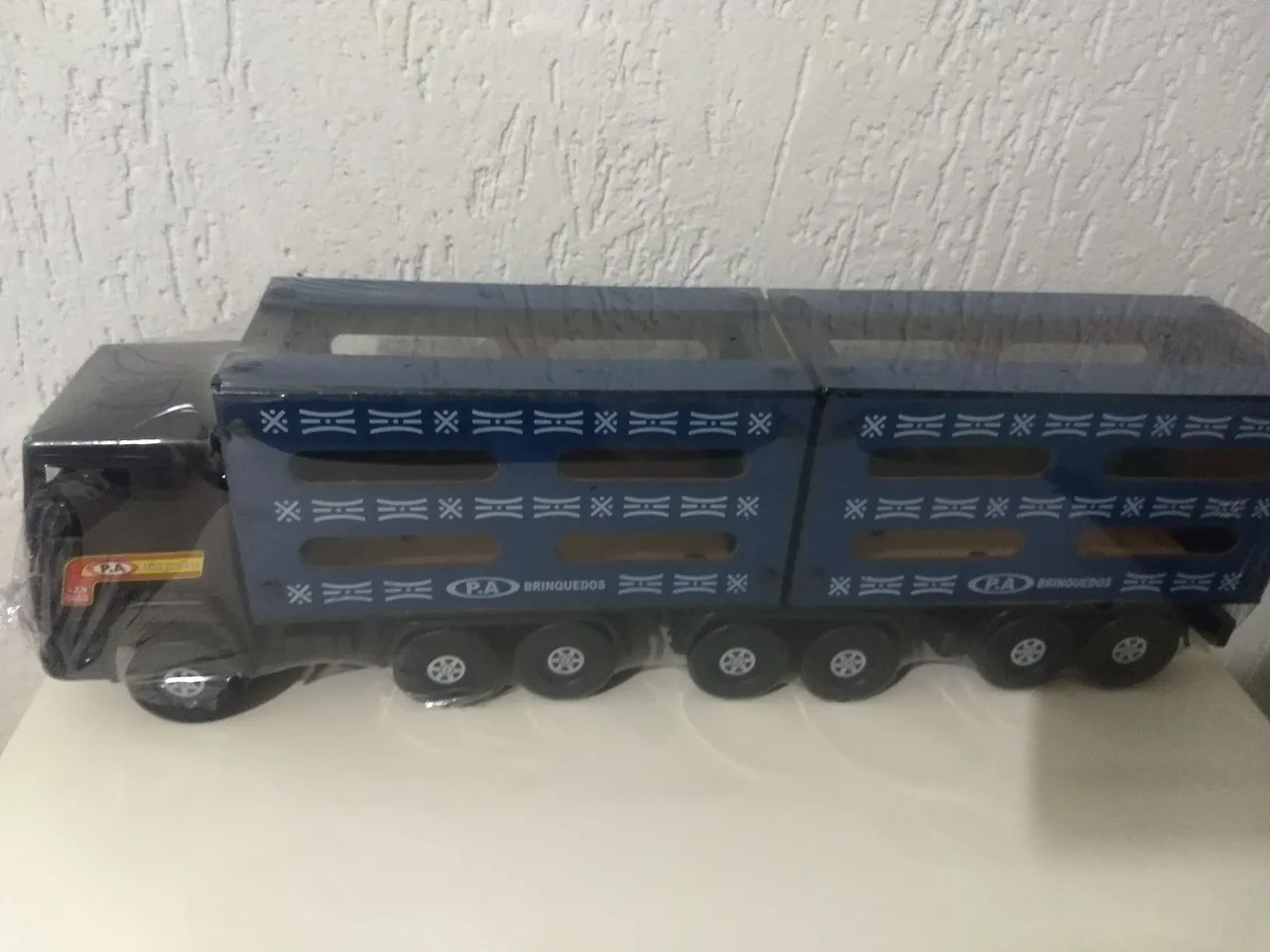 Caminhão de Brinquedo