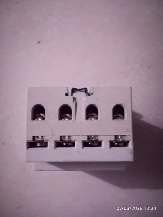 Dr Interruptor Diferencial Residual 4 Polos 40a/30ma (4p) 220/400v 5sv5 344-0mb Siemens - Foto 4