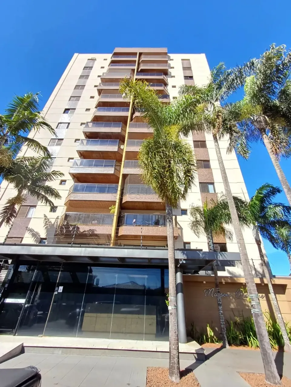 Apartamento para Locação em Dourados-MS