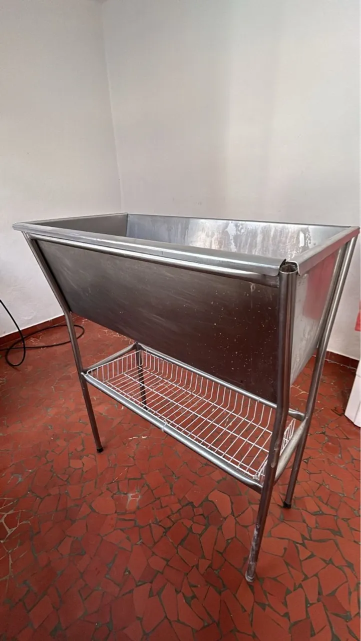 Banheira de inox para banho e tosa!