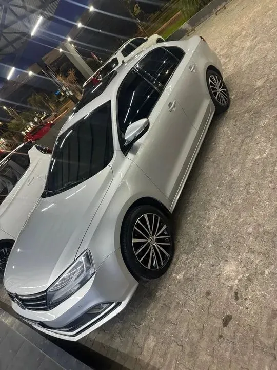 Jetta 2.0 Highline 2015