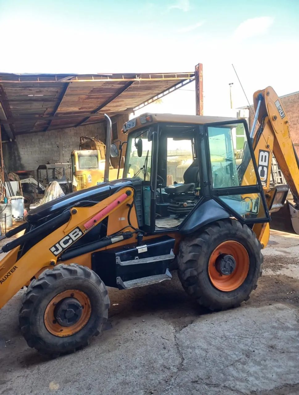 Retroescavadeira JCB 4CX
