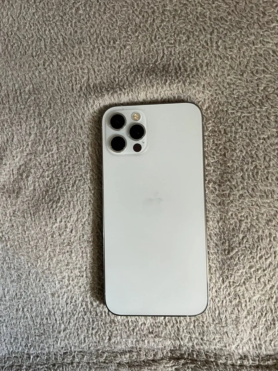 iPhone 12 Pro perfeito