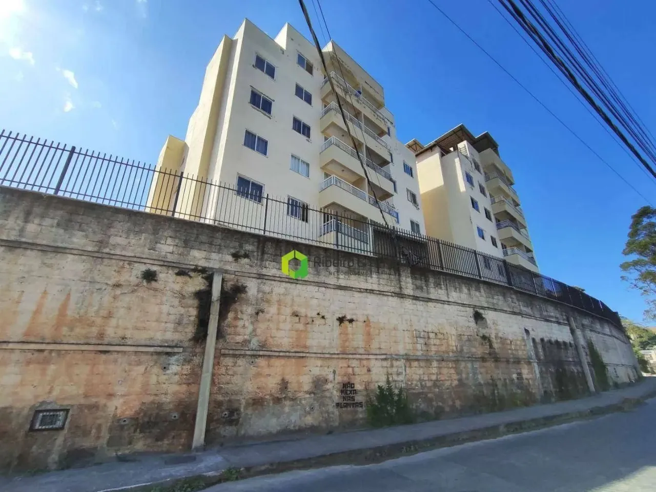 Cobertura com 3 quartos para alugar, 151 m² por R$ 3.212/mês - Ipiranga - Juiz de Fora/MG