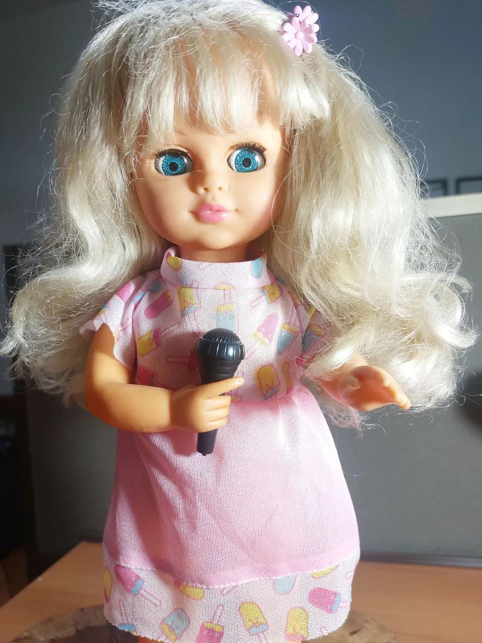 Boneca Antiga Cantora Sweetie 