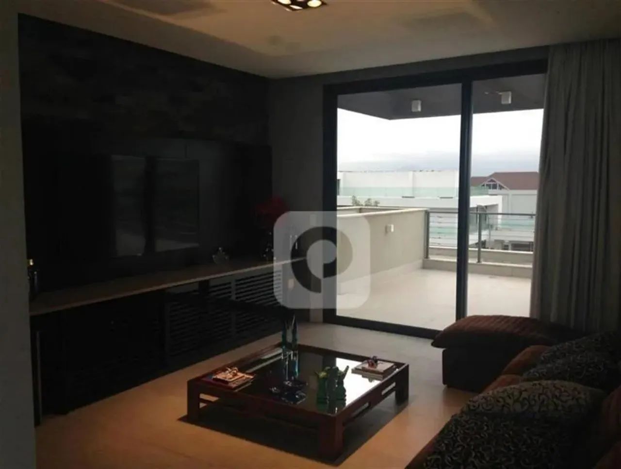 VENDO CASA DE ALTO PADRÃO CONDOMÍNIO ALPHAVILLE NA BARRA DA TIJUCA - Foto 4
