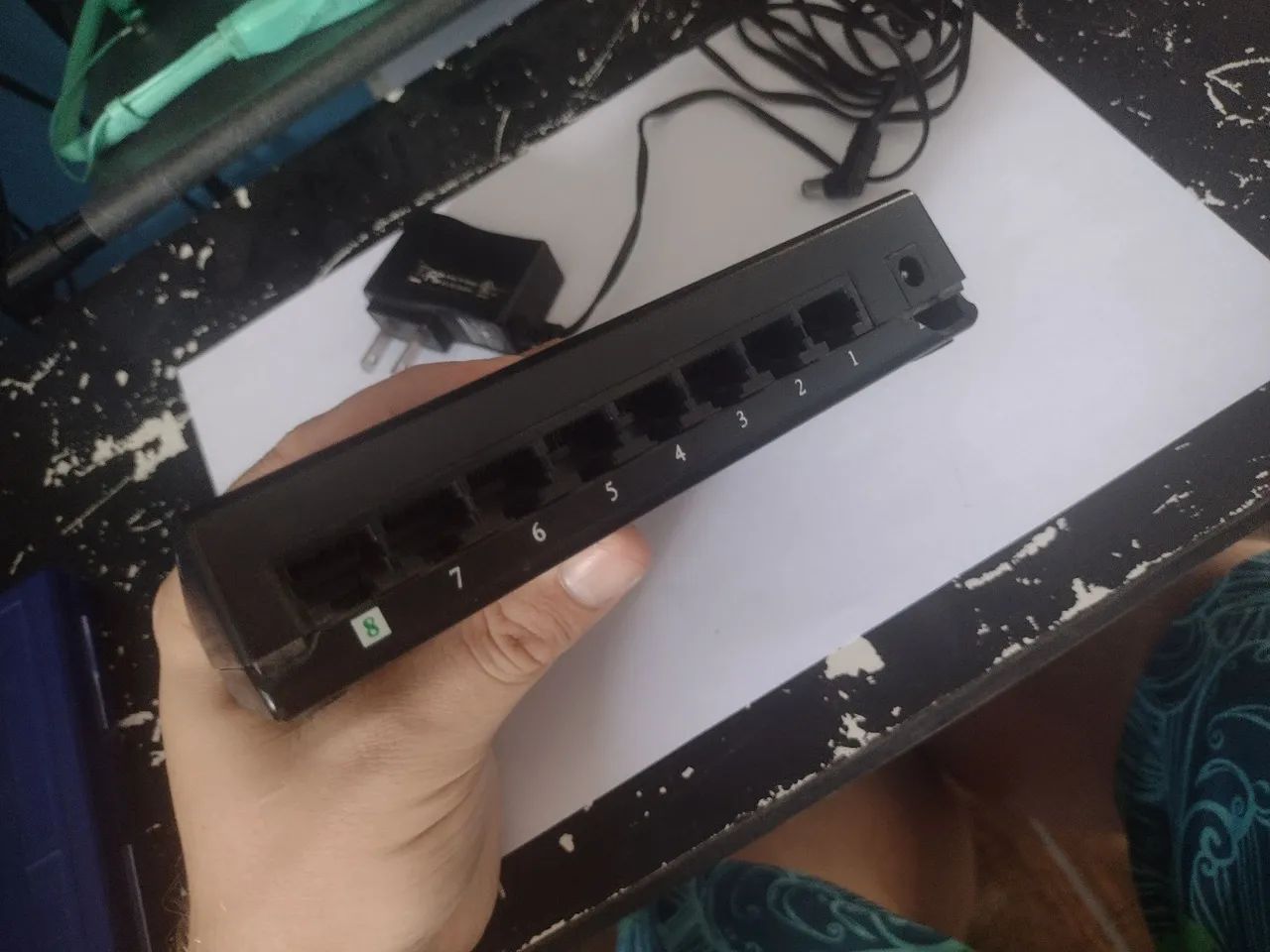 Switch de Rede 8 Portas 100Mbps - Foto 2