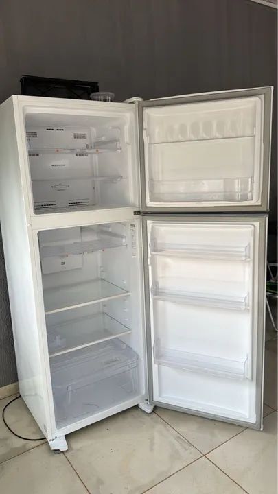 Geladeira Continental Branca - Foto 5