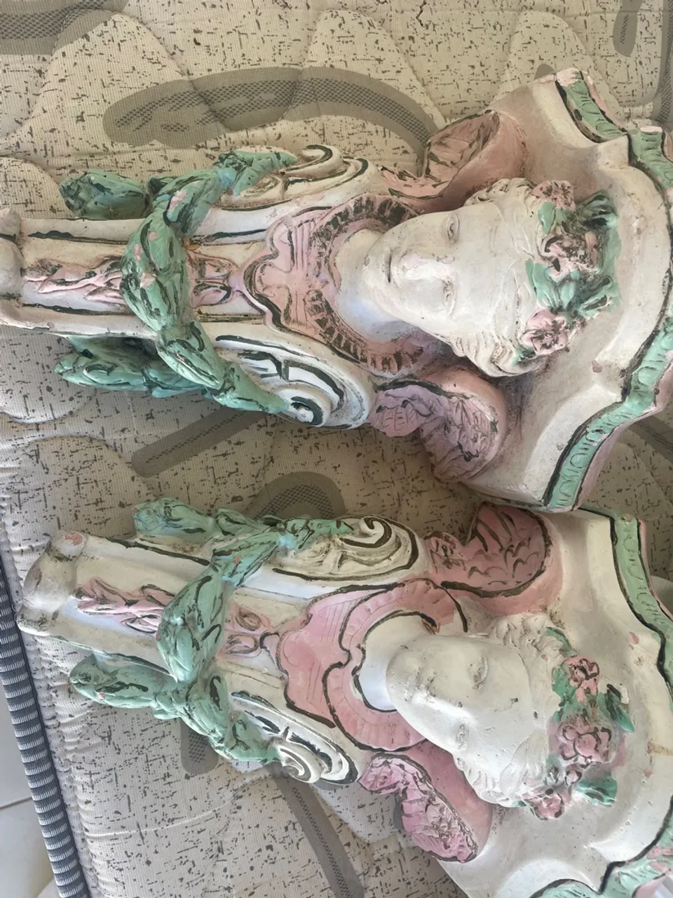 Esculturas de parede decorativas