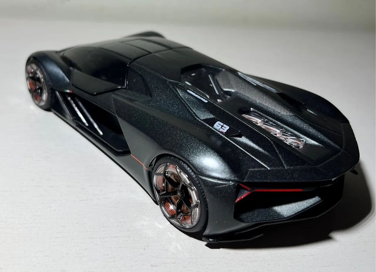 Miniatura 1:24 - Foto 2